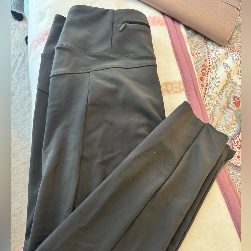 Athleta Stellar Tight Grey Size medium petite